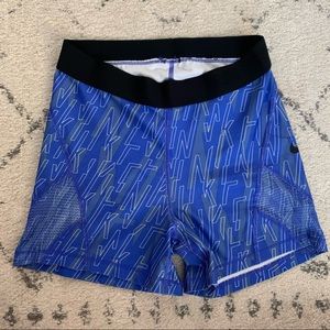 Nike Pro Shorts - Medium